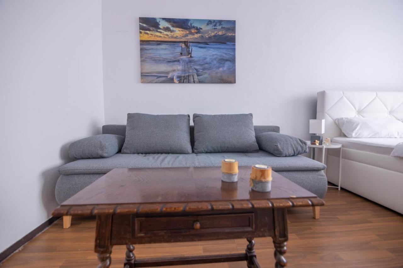 Southern Living By Jr City - Visit & Shop In Vosendorf Vienne
